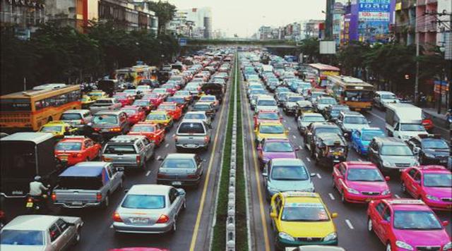 出租车司机的未来在哪里？出租车应该走市场经济的营运模式吗？